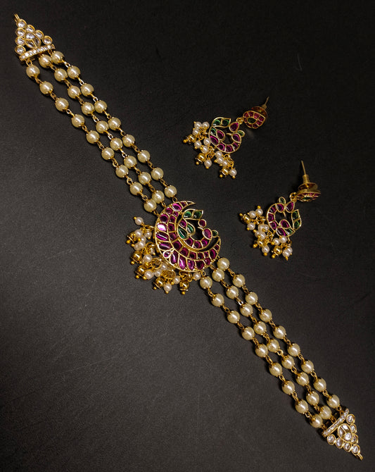 MOTI CHOCKER