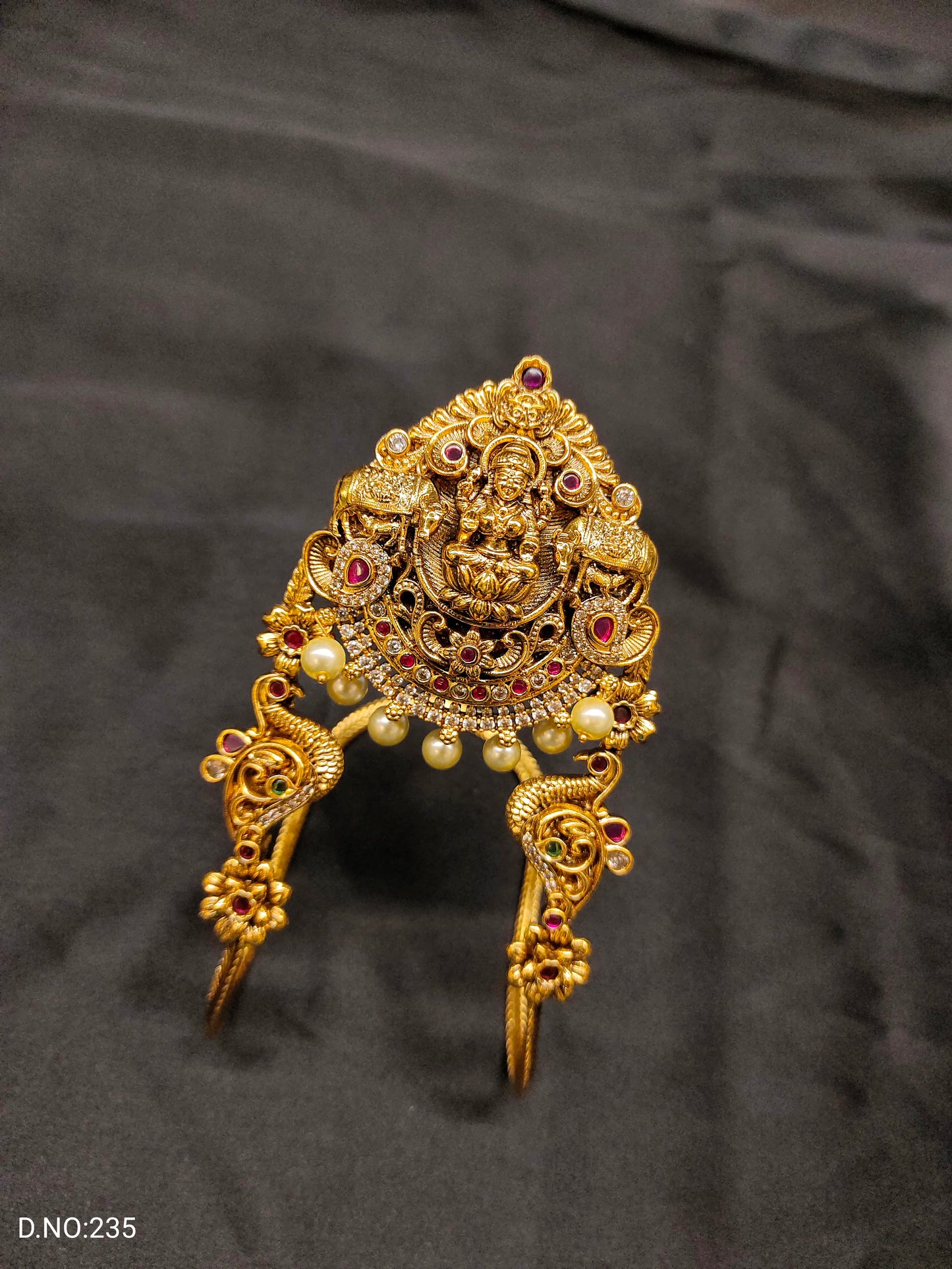 NAKSHI BAJUBAN VANKI
