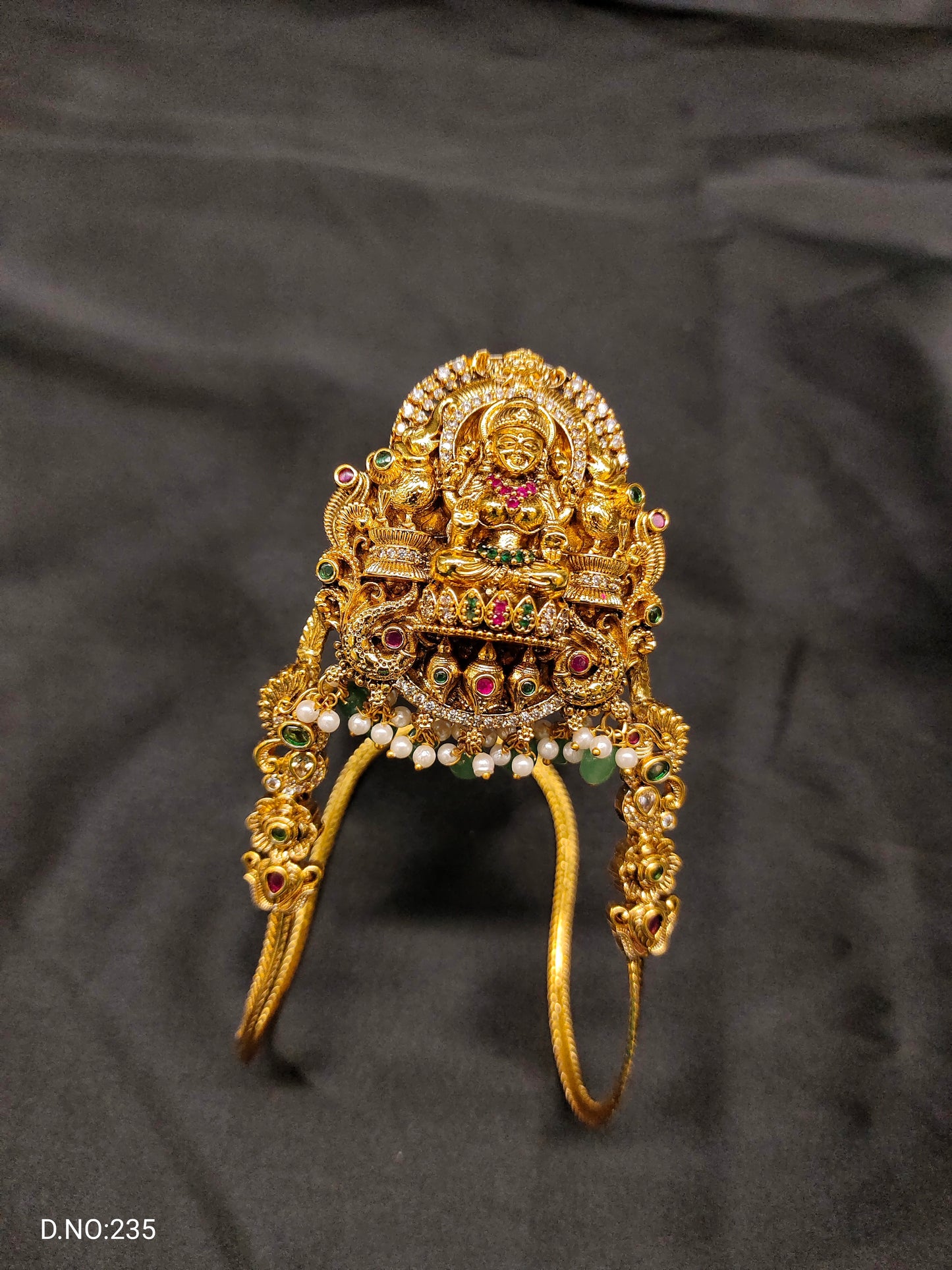 NAKSHI BAJUBAN VANKI