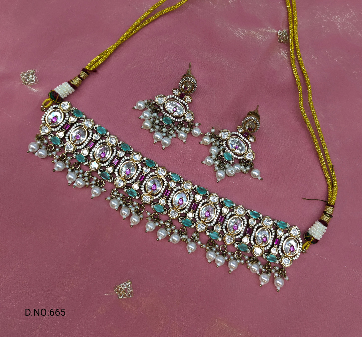 MOISSANITE CHOCKER