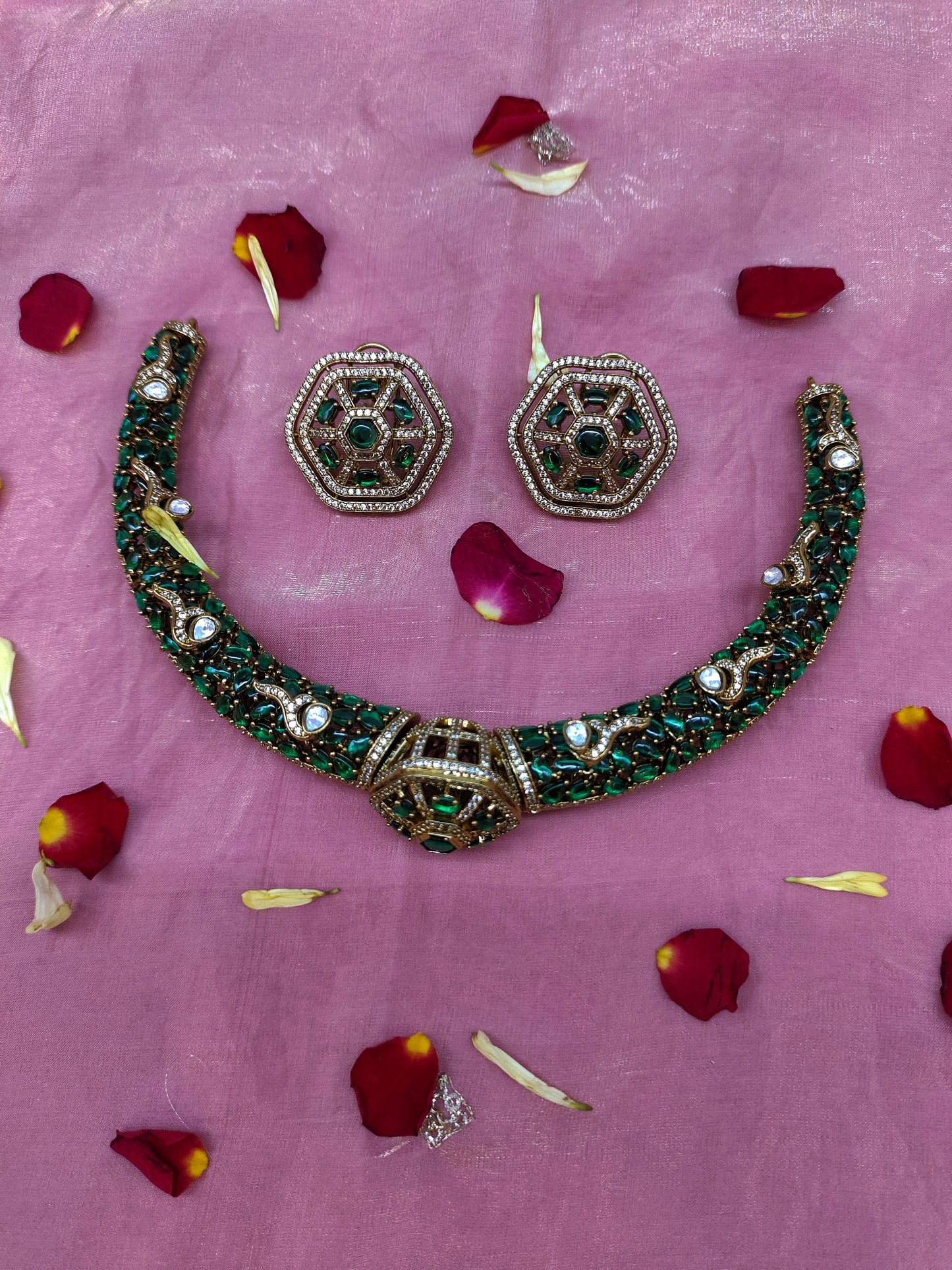 VICTORIAN KANTI {ASLI}