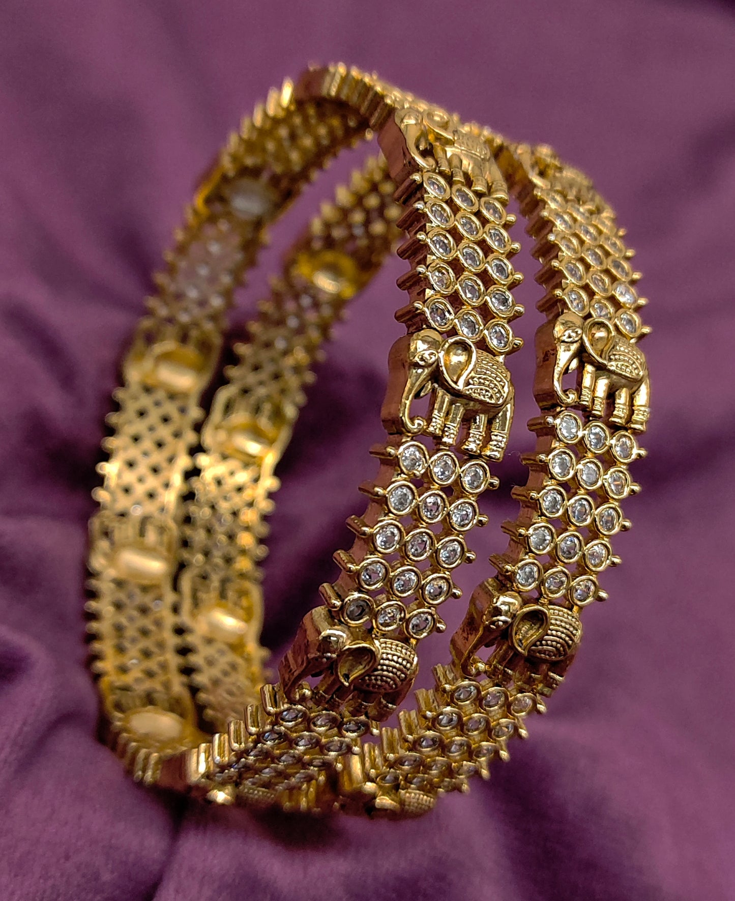 BANGLES