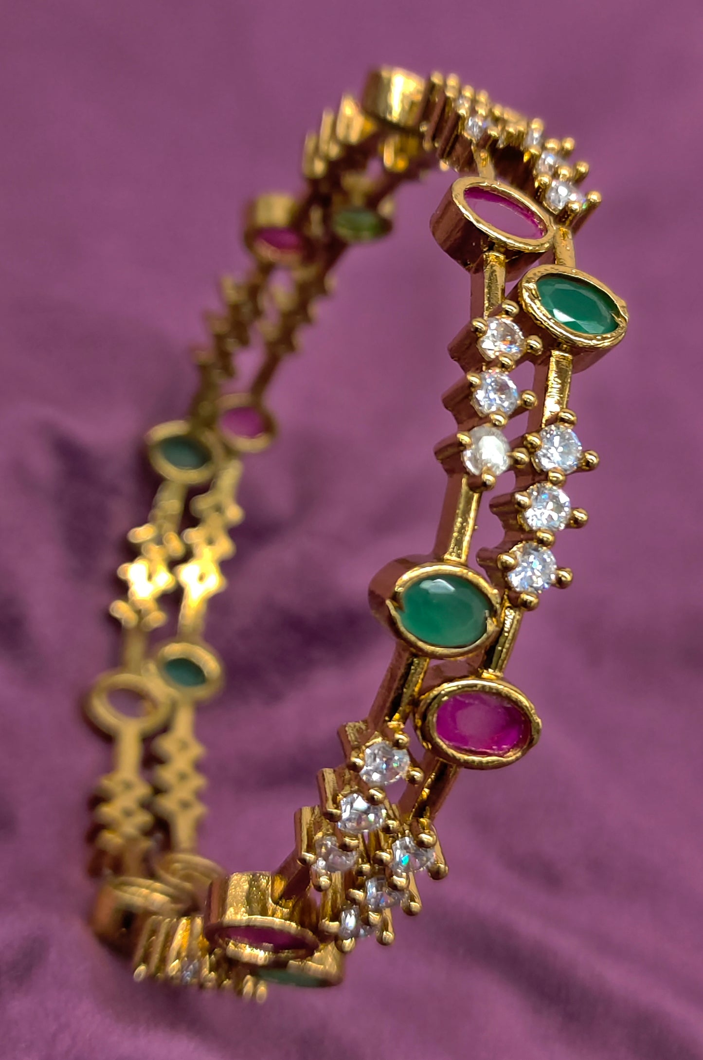 BANGLES