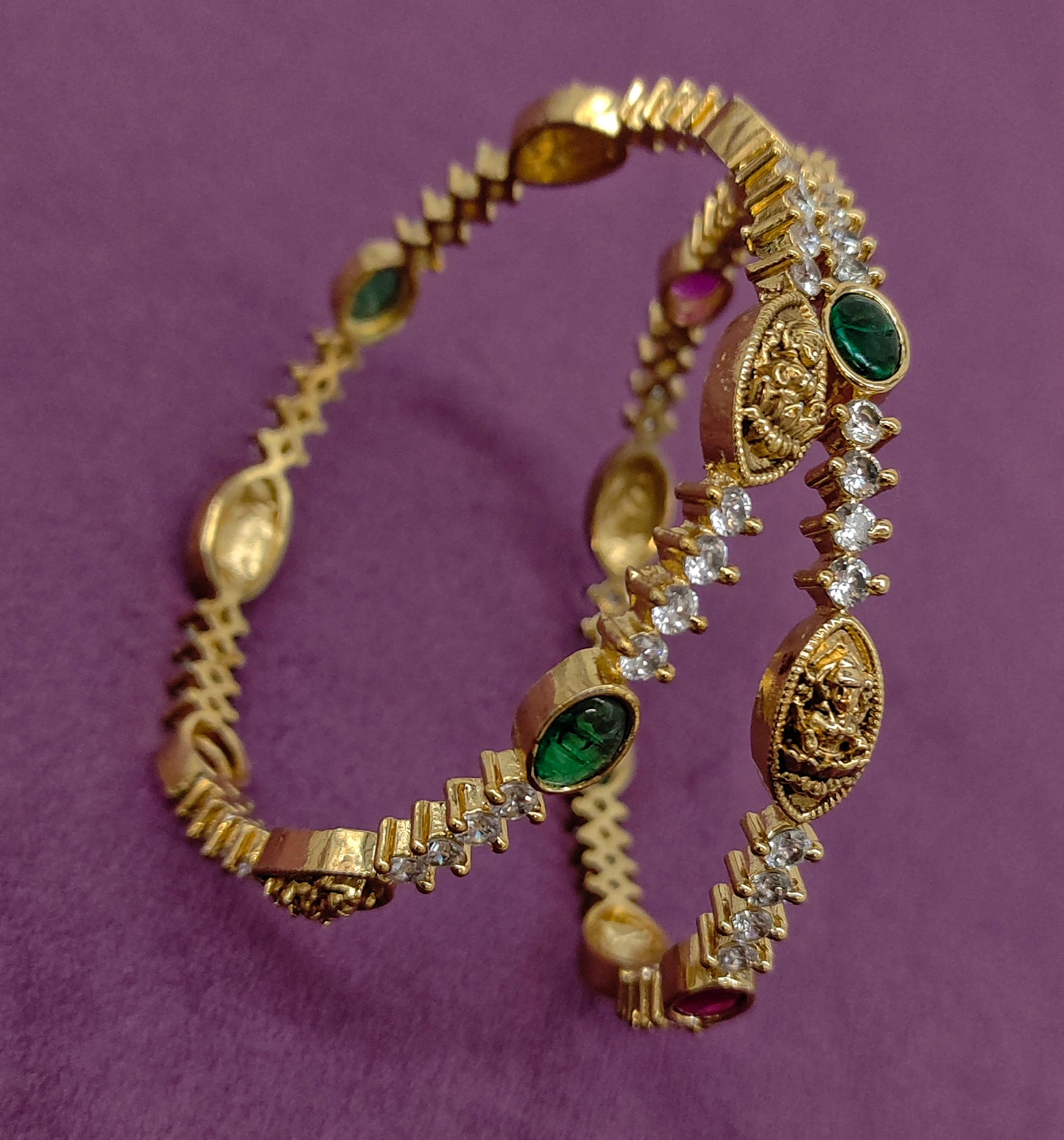 BANGLES