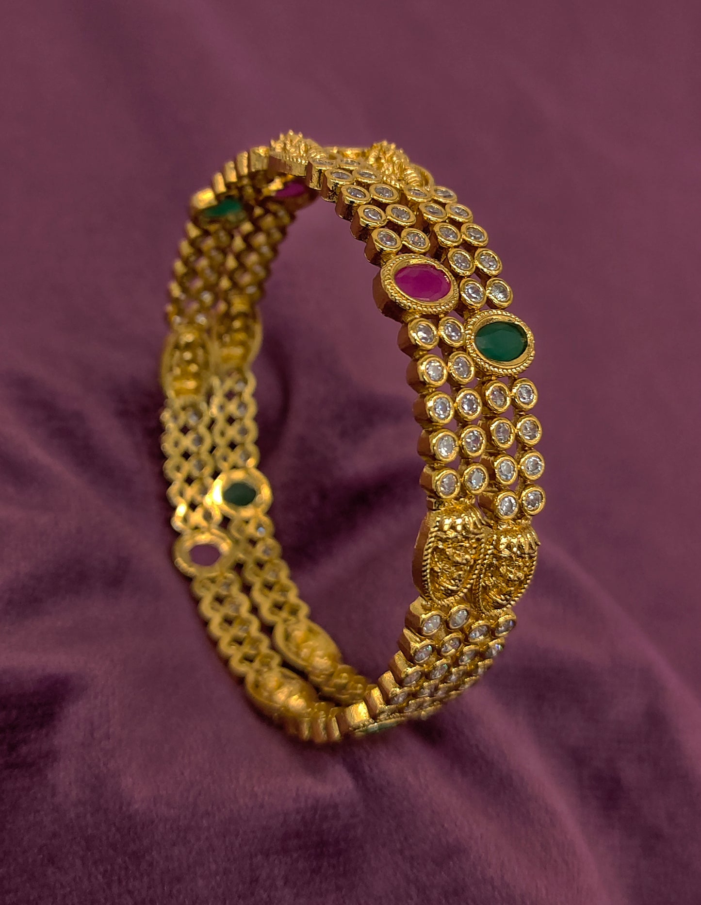 BANGLES