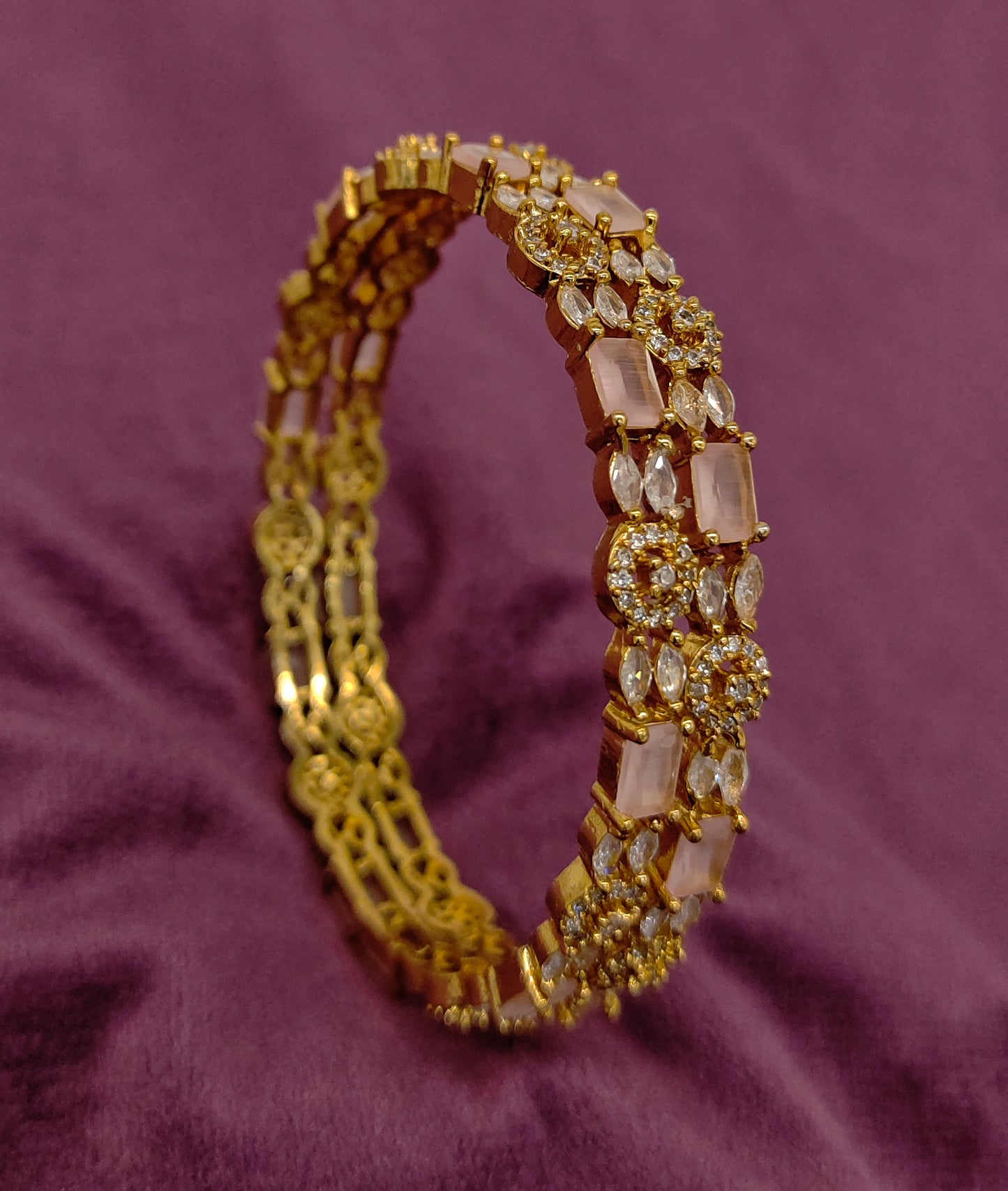BANGLES
