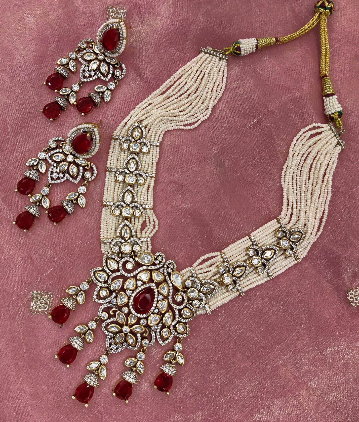 VICTORIAN MOISSANITE MOTI CHOCKER