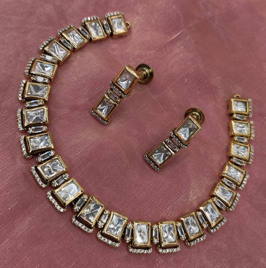 VICTORIAN MOISSANITE NECKSET