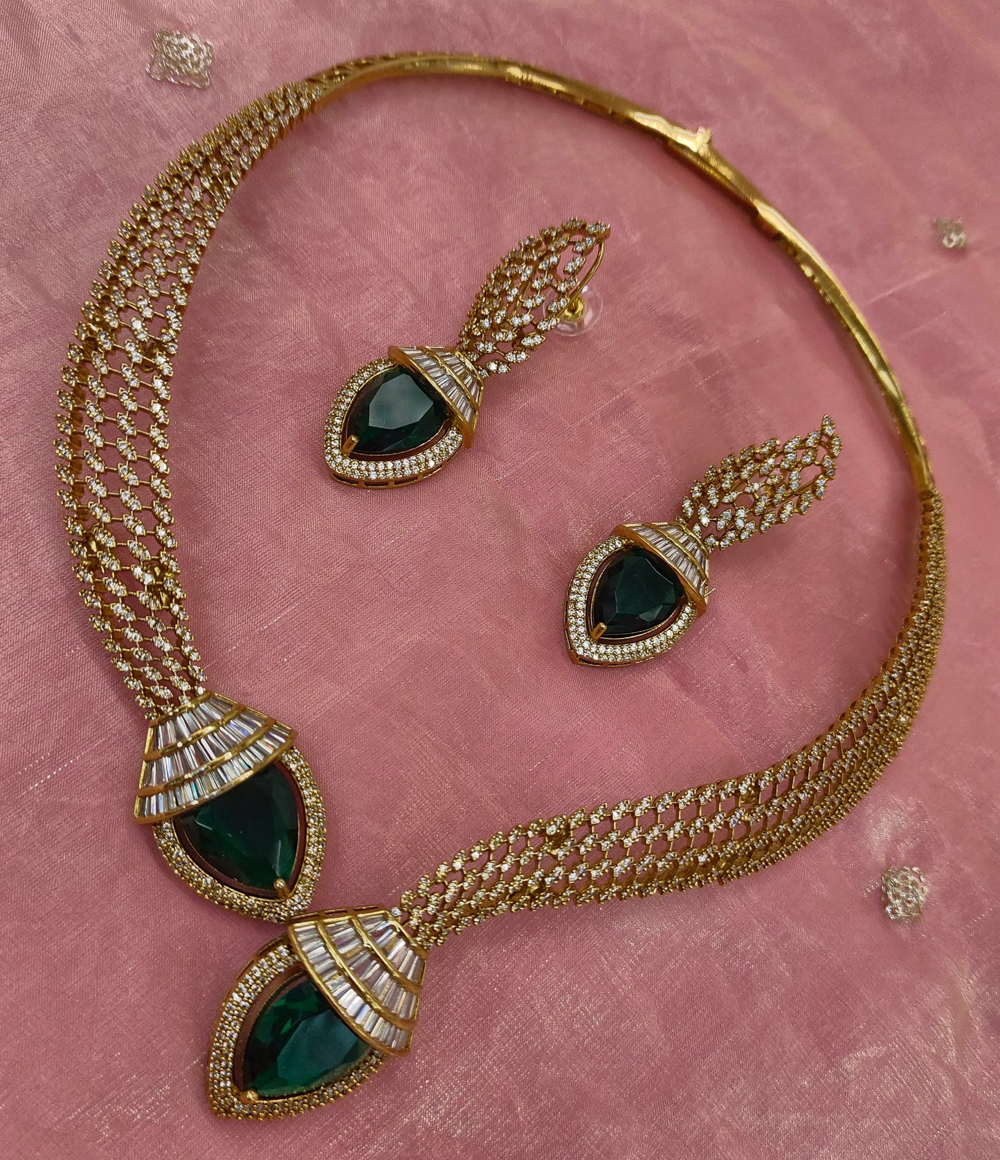 DESIGNER VICTORIAN MOISSANITE NECKSET
