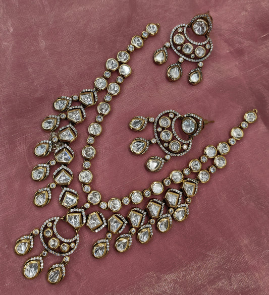 VICTORIAN MOISSANITE NECKSET
