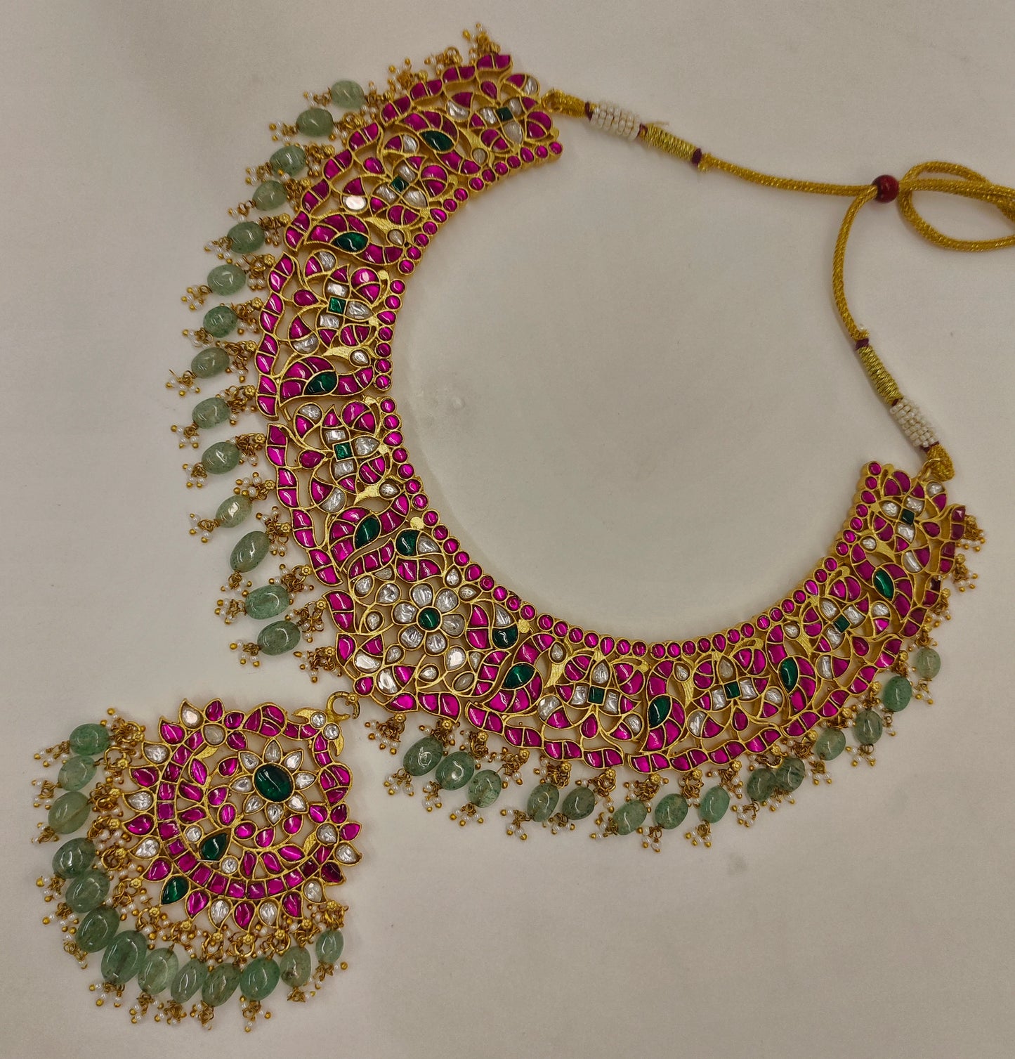JADAU NECKSET