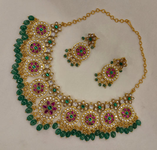 JADAU BOTTUMALLA NECKSET