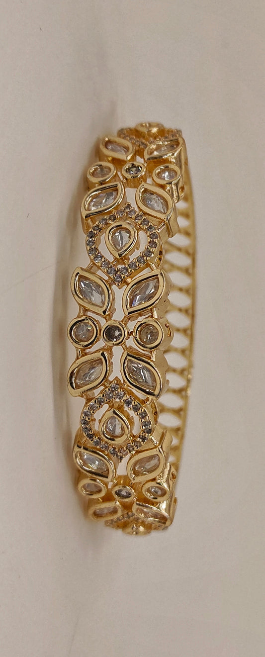 MOISSANITE BANGLE BRACELET