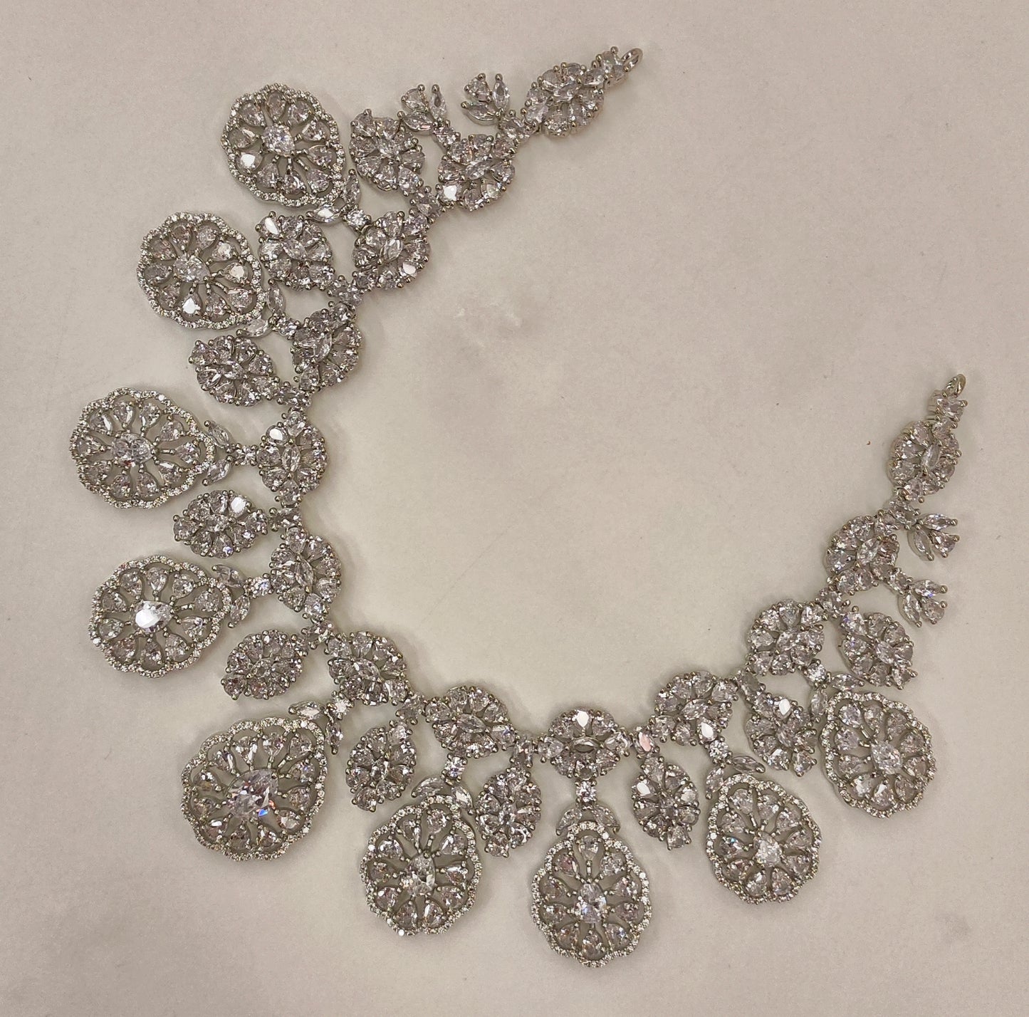 SILVER NECKSET