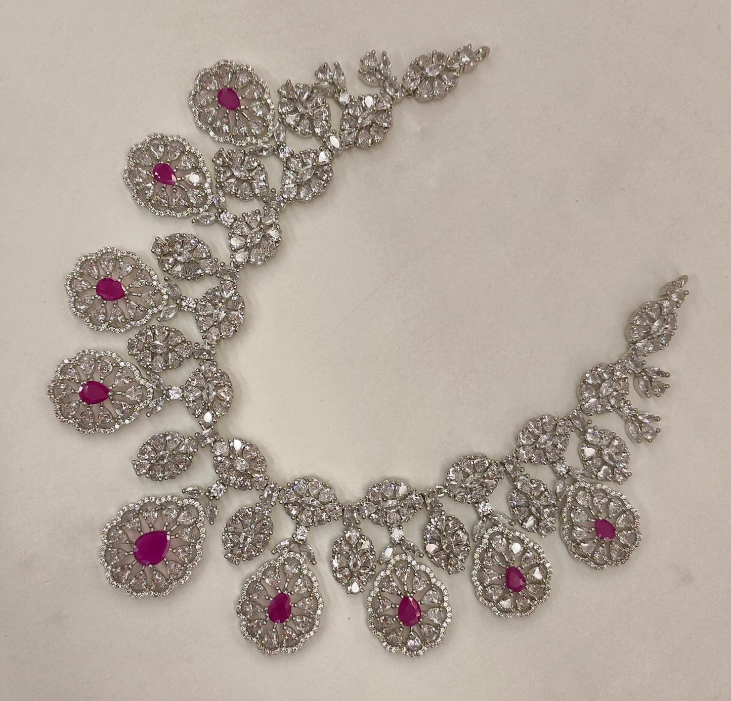 SILVER NECKSET