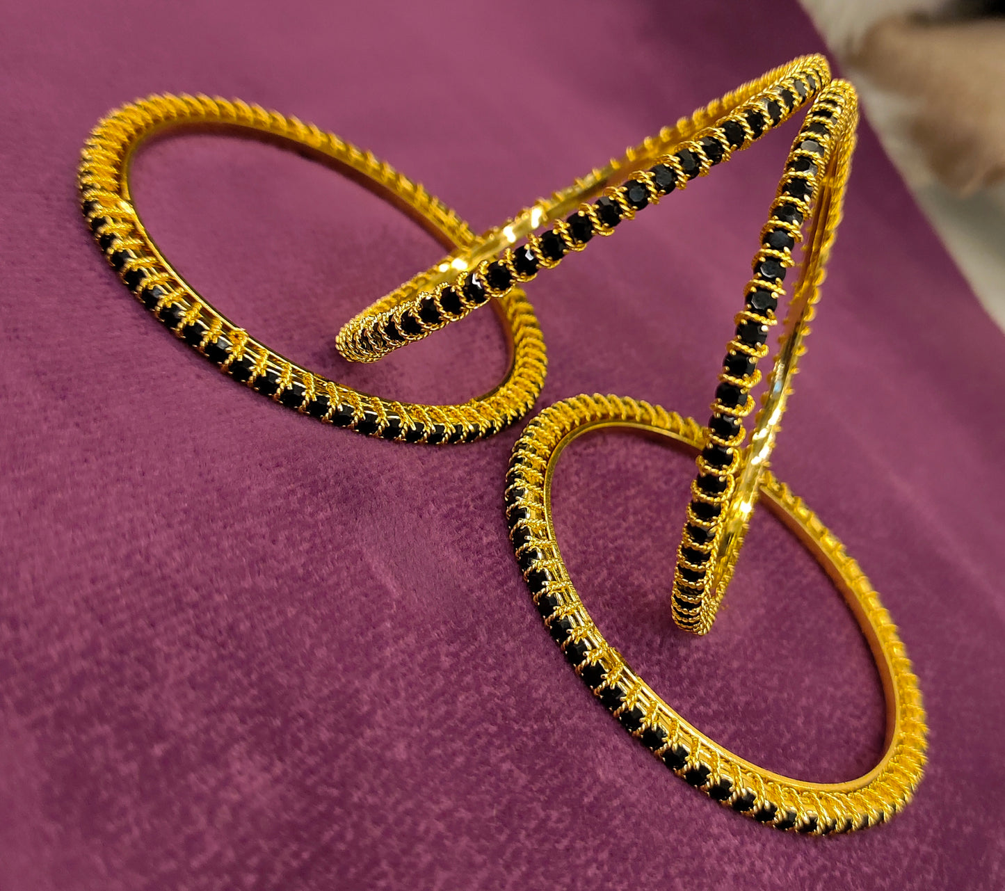 BLACK STONE BANGLES