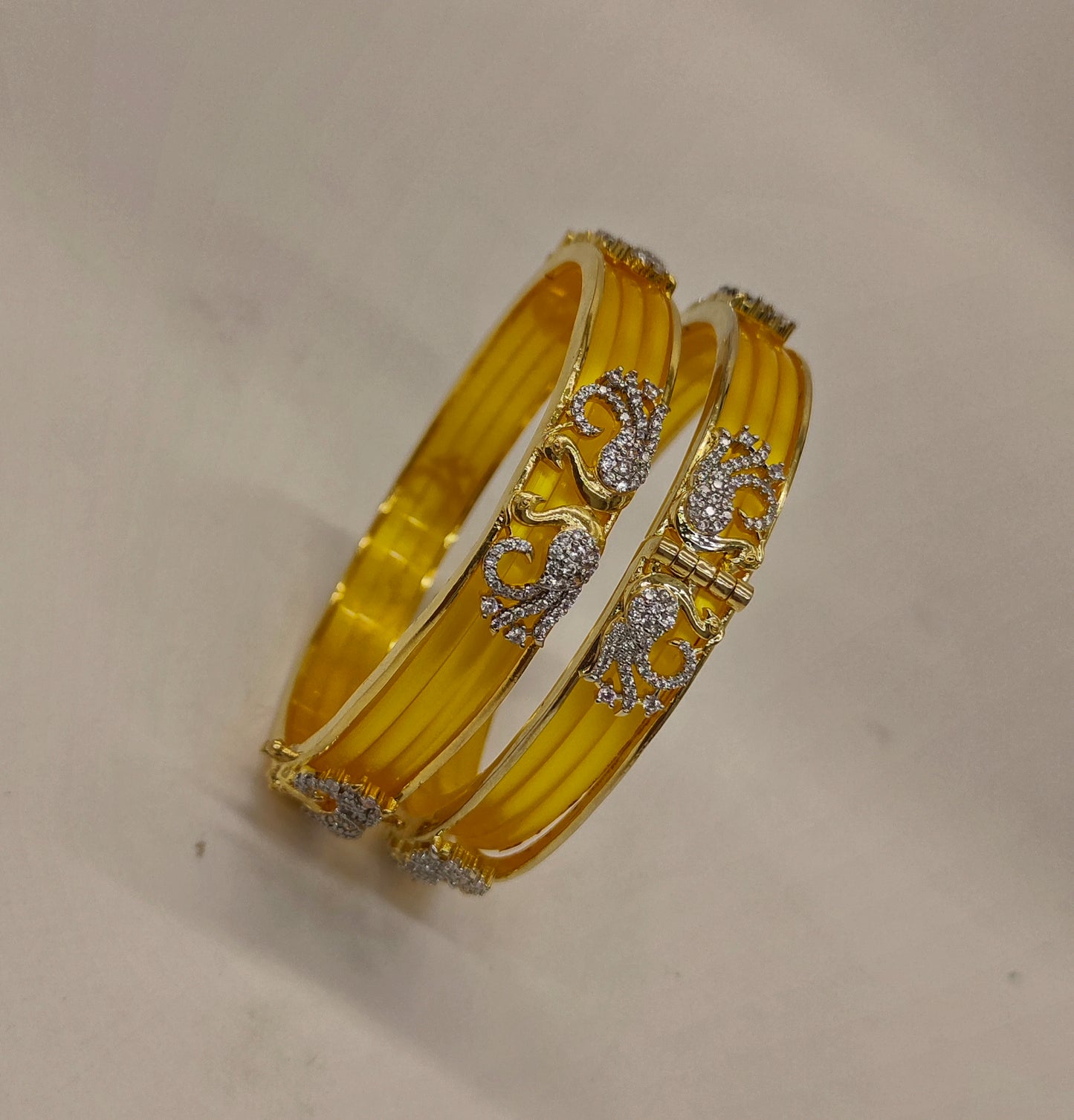 CHANGEABLE BANGLES ALL COLOURS ARE AVAILABLE