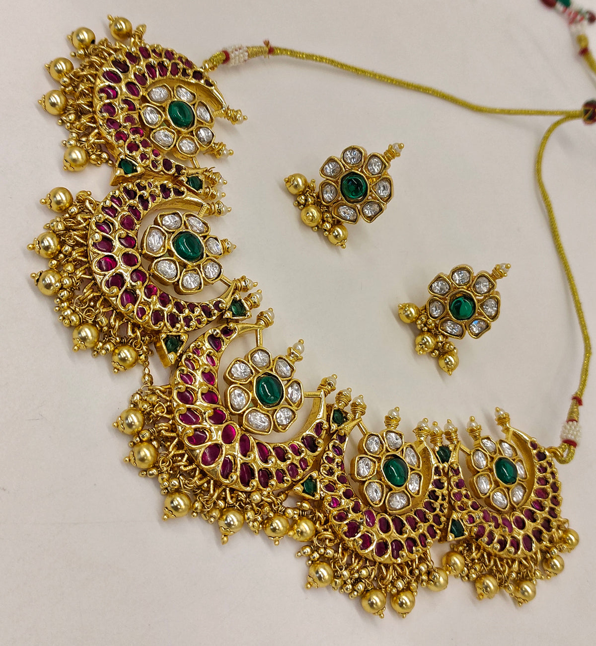 KEMPU CHANDBALI NECKSET