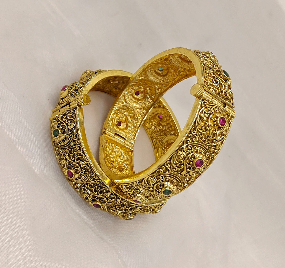 NAKSHI SCREW BANGLES