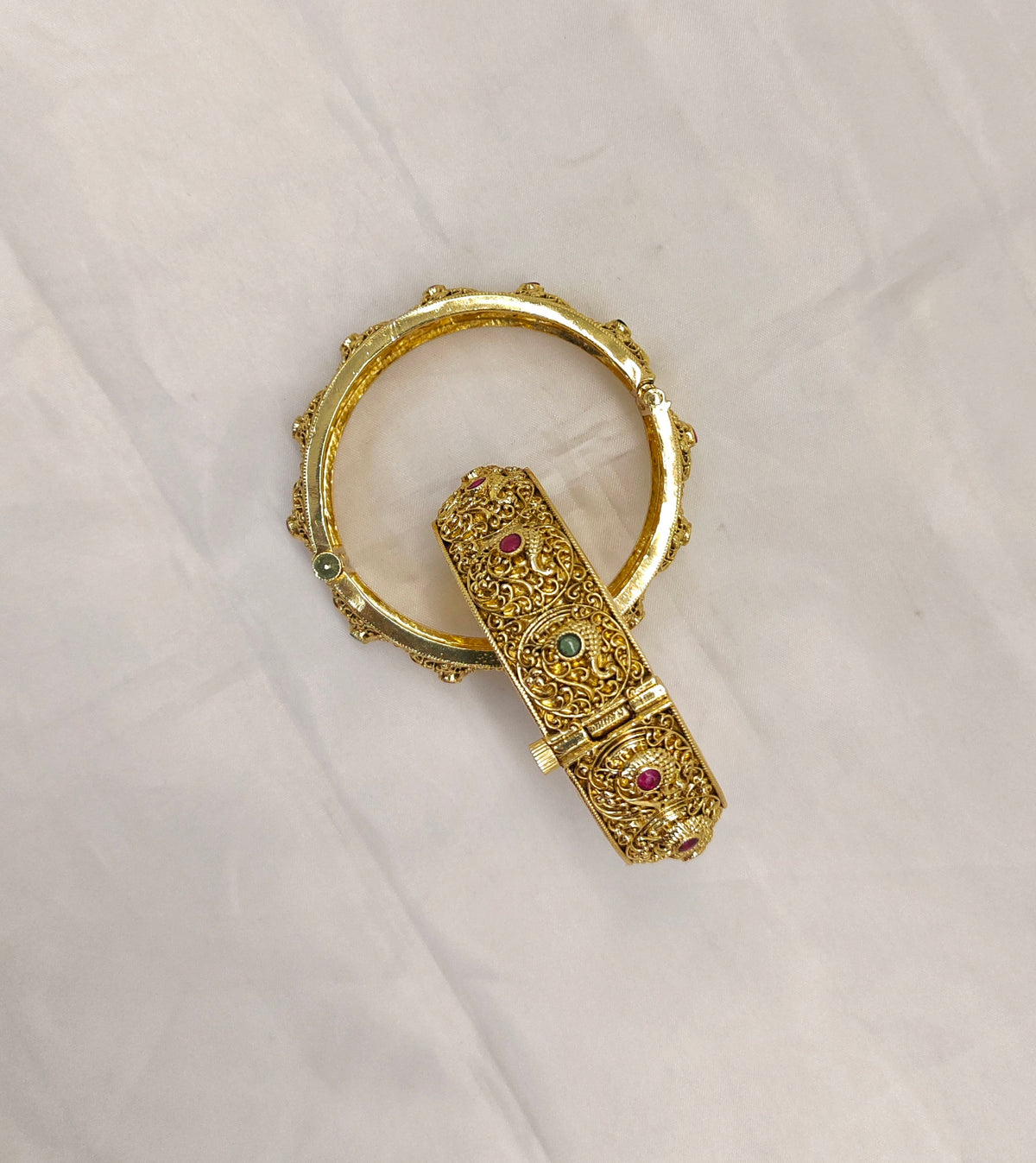 NAKSHI SCREW BANGLES