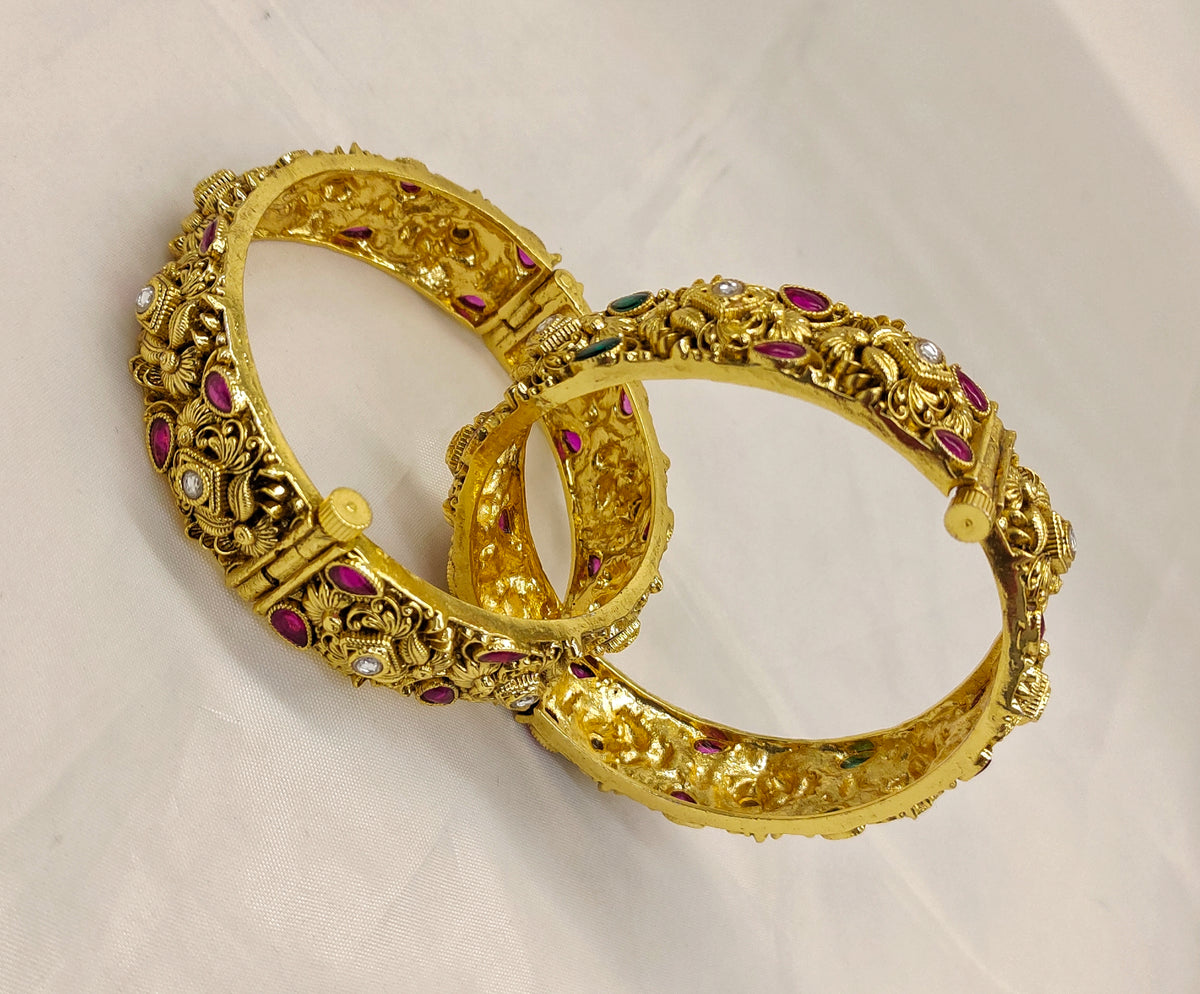 NAKSHI SCREW BANGLES