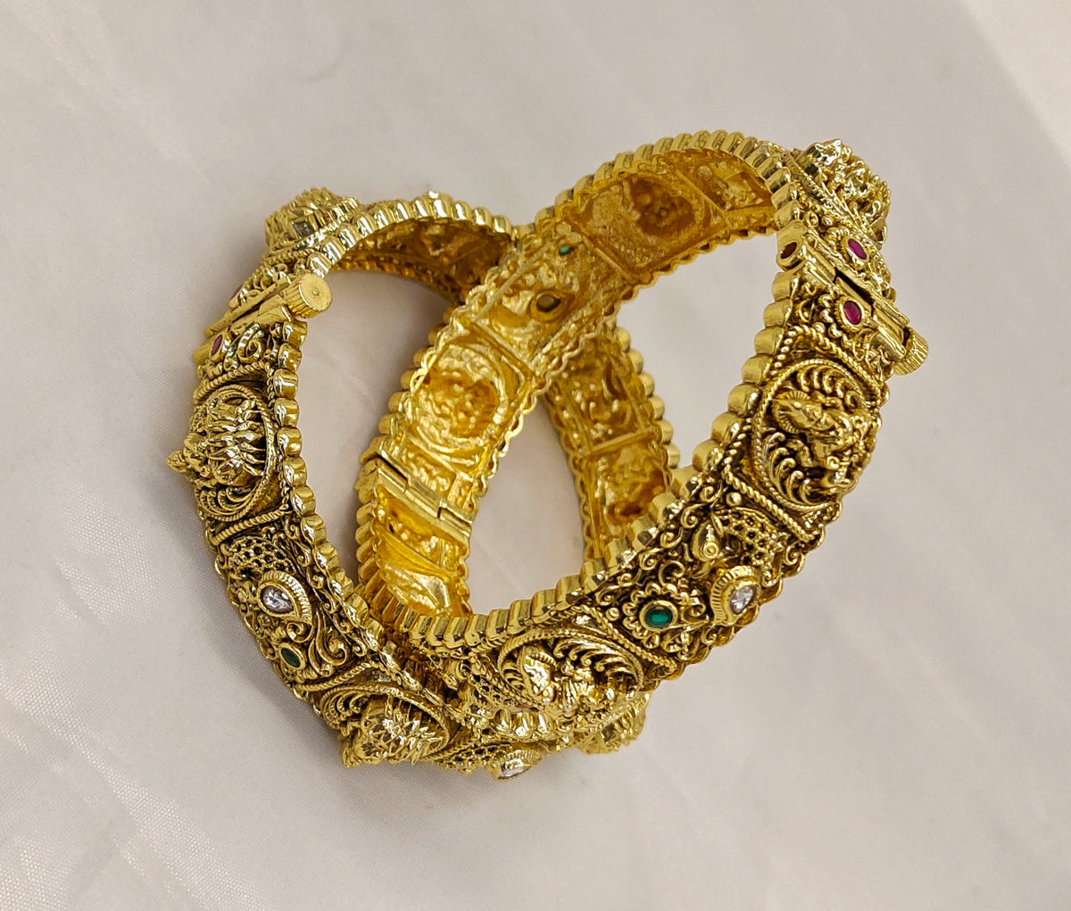 NAKSHI SCREW BANGLES