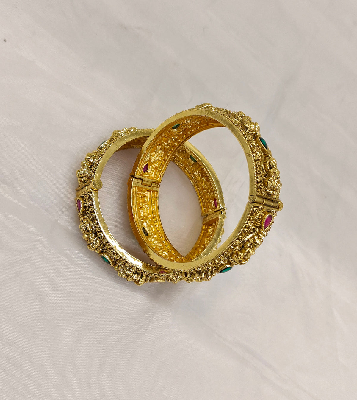 NAKSHI SCREW BANGLES