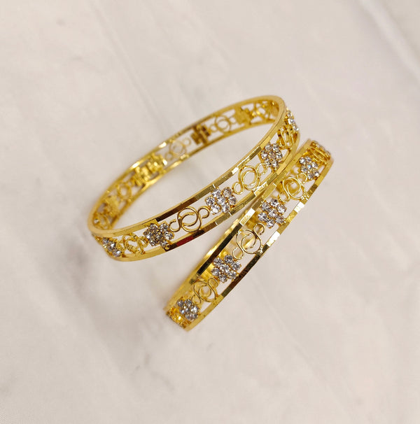 BANGLES
