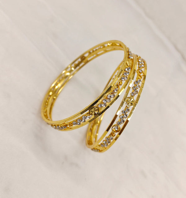 BANGLES