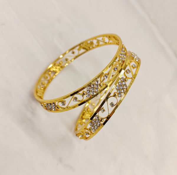 BANGLES