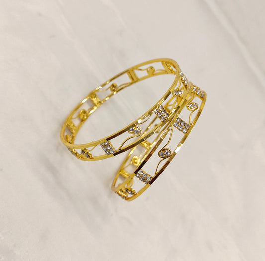 BANGLES
