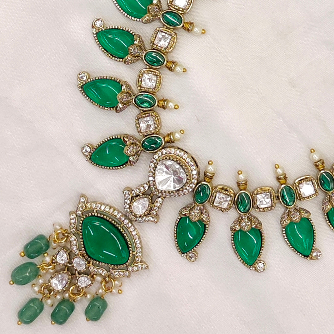 VICTORIAN MOISSANITE KUNDAN NECKSET