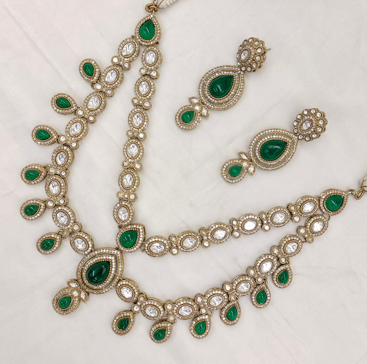 VICTORIAN MOISSANITE KUNDAN NECKSET