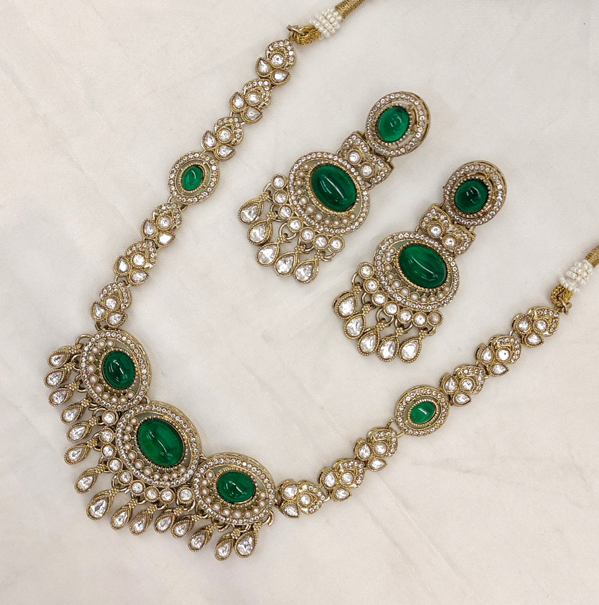 VICTORIAN MOISSANITE KUNDAN NECKSET